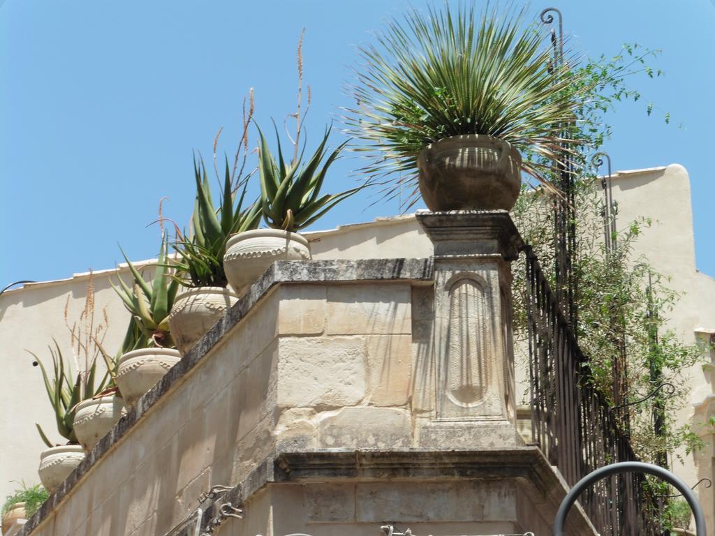 Palazzo Degli Olivi * Modica